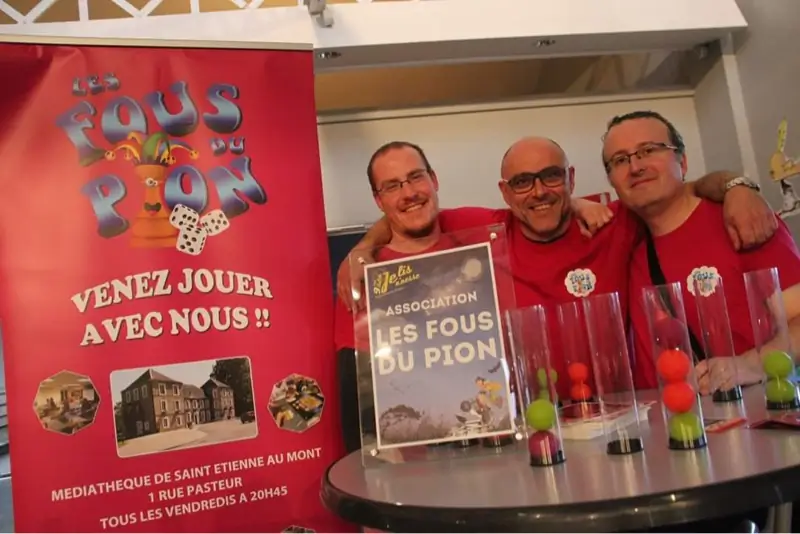 Photo organisation Les fous du pion, club de jeux, France