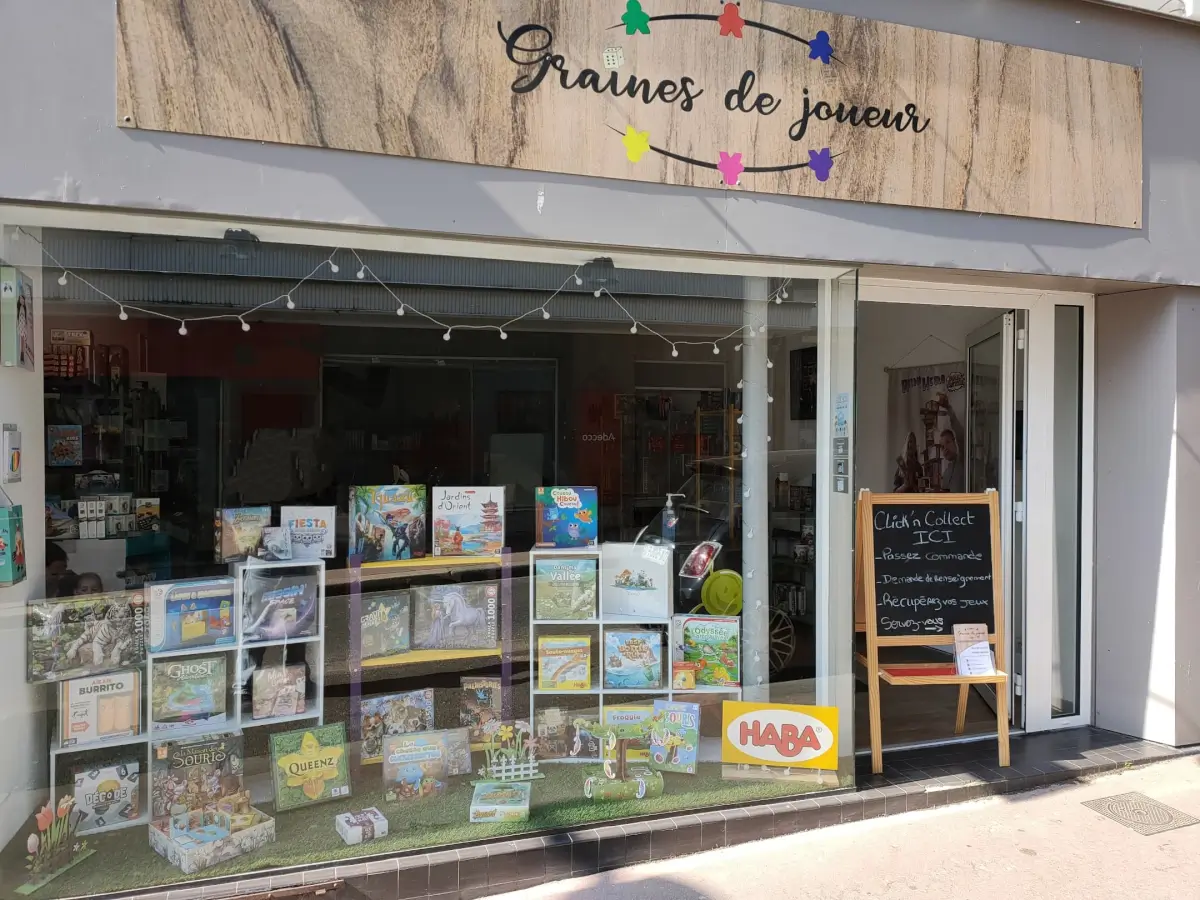 Photo devanture boutique Graines de joueur, boutique de jeux de société, France