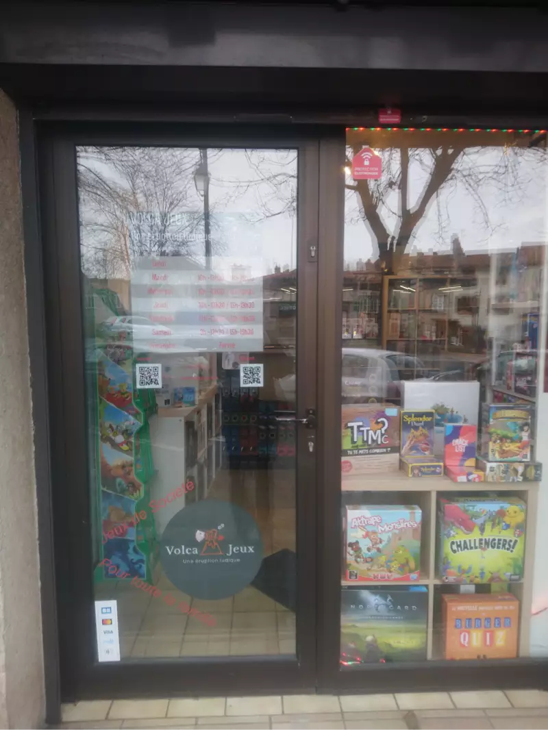 Photo devanture commerce Volca Jeux, boutique ludique, France