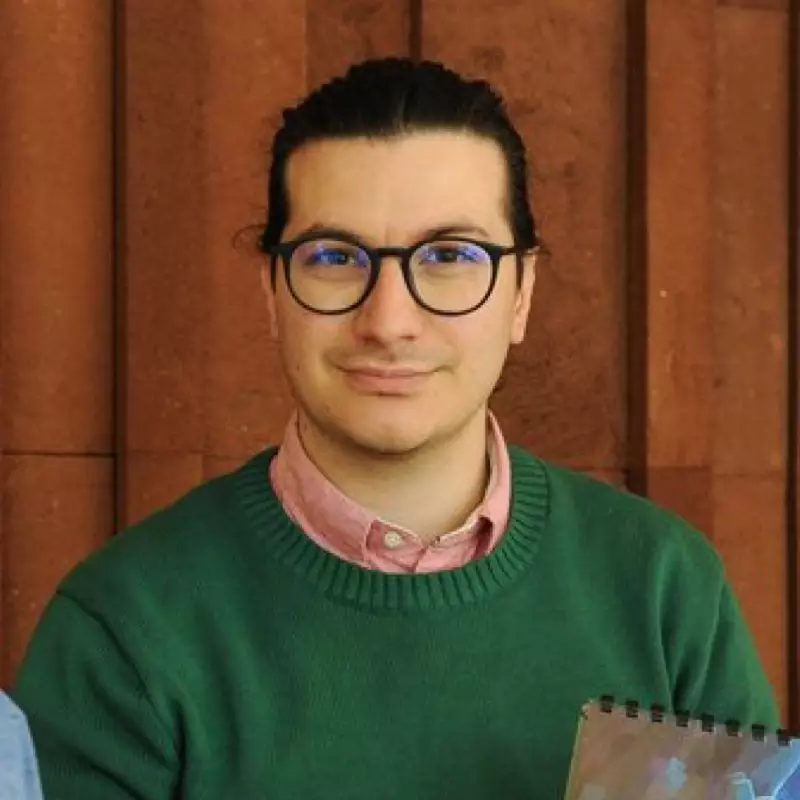 Portrait Paul Al Wirzo